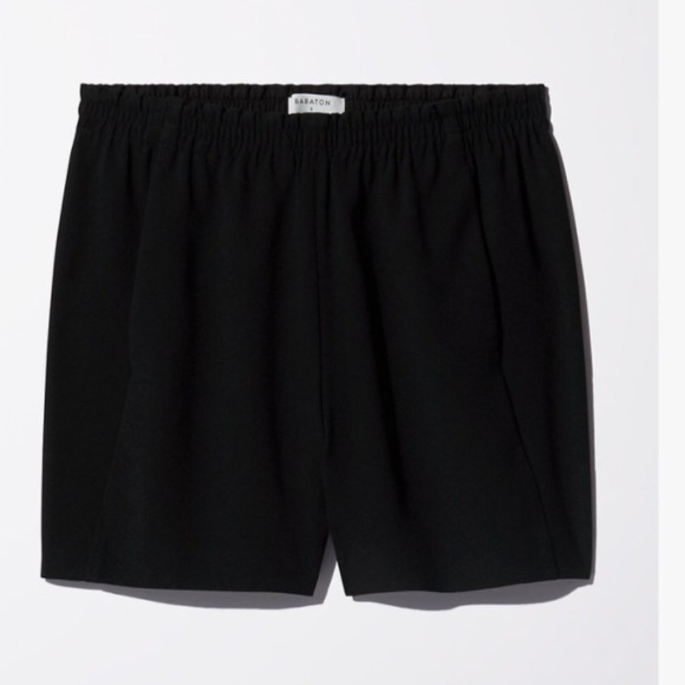 Aritzia Babaton Black Darren Shorts